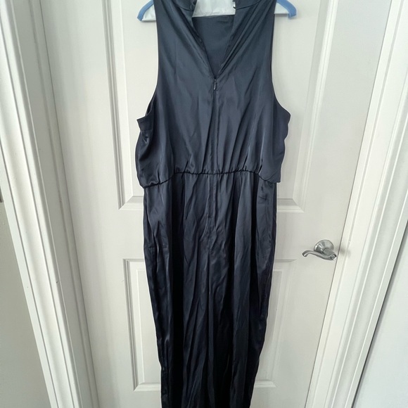 Abercrombie and Fitch XL navy satin jumpsuit - Picture 2 of 3